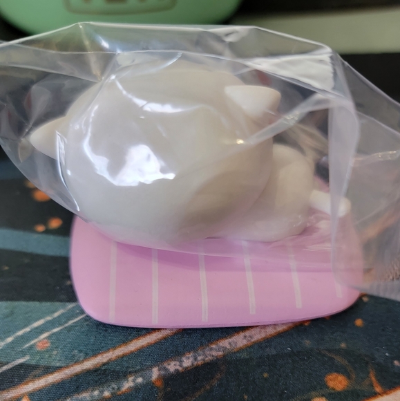 *ADD ON* Mitao Mochi Peach Cat season 2 Figure - Picture 2 of 3